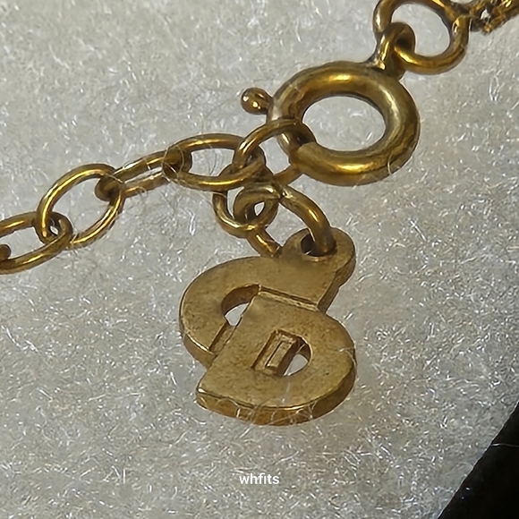 Christian Dior Cadena Lock Motif Rhinestone Gold Tone Pendant Necklace - Picture 2 of 5